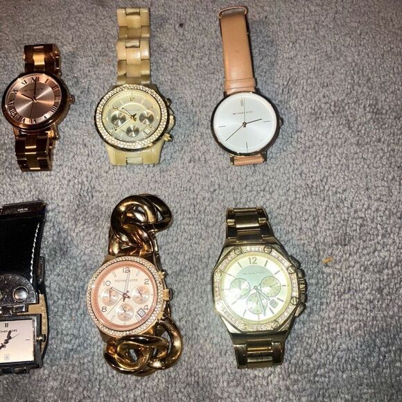 MICHAEL KORS MK DESIGNER WATCH LOT OF 8 GOLD SILVER ROSE - Picture 2 of 4